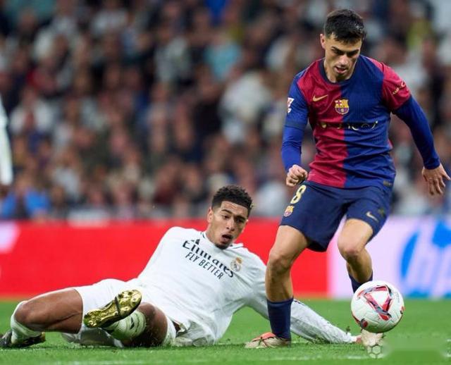 巴塞罗那连续遭败，困境深重(巴塞罗那连续遭败,困境深重的球队)