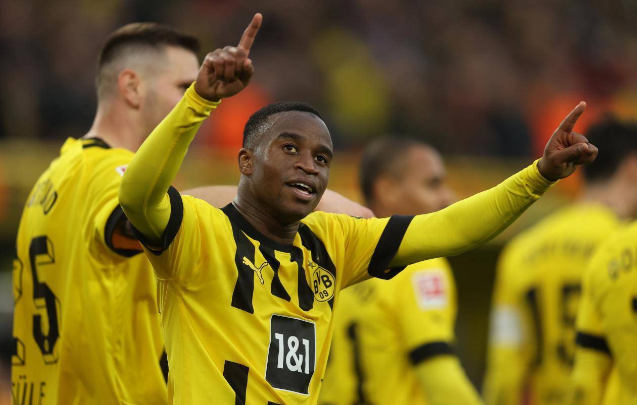 严阵以待，球队备战未来比赛(严阵以待,球队备战未来比赛怎么打)