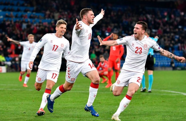 德国女足遭遇逆袭，遗憾错失欧洲杯冠军(连续三届无缘世界杯决赛,德国女足发展陷入内外交困)