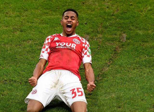 沃尔夫斯堡客场遭遇失利，排名下滑的简单介绍