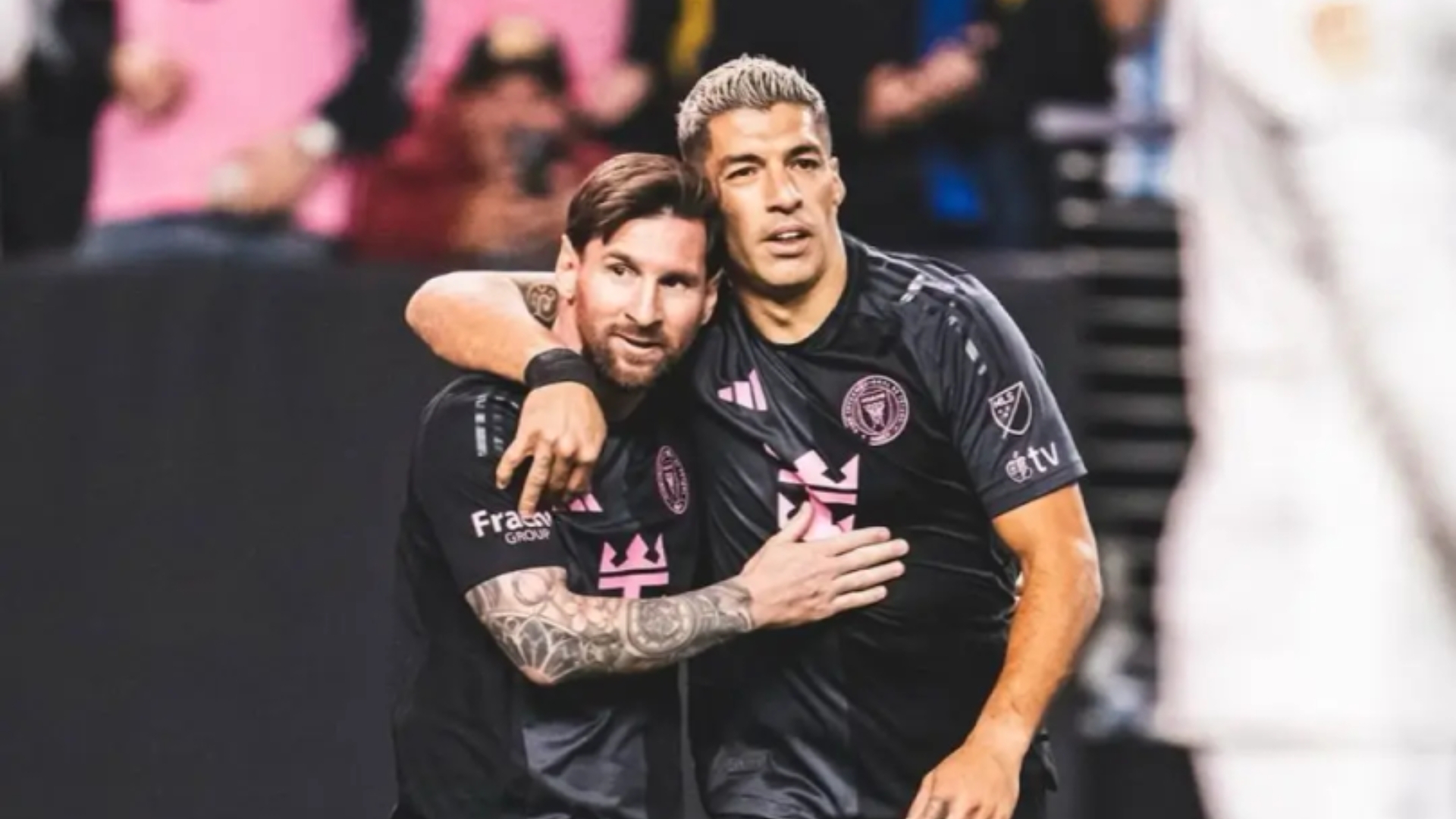 梅西C罗双双进球，引领球队取得胜利(梅西c罗双双进球,引领球队取得胜利是哪一年)