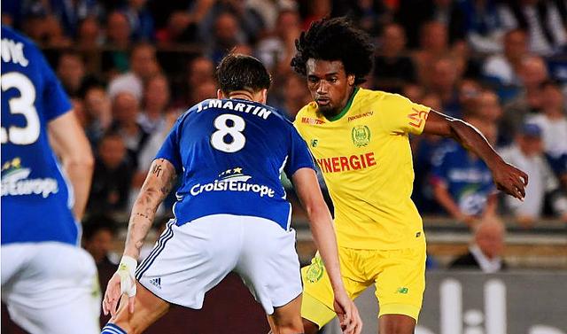 包含里昂主场力克南特，继续保持不败纪录的词条