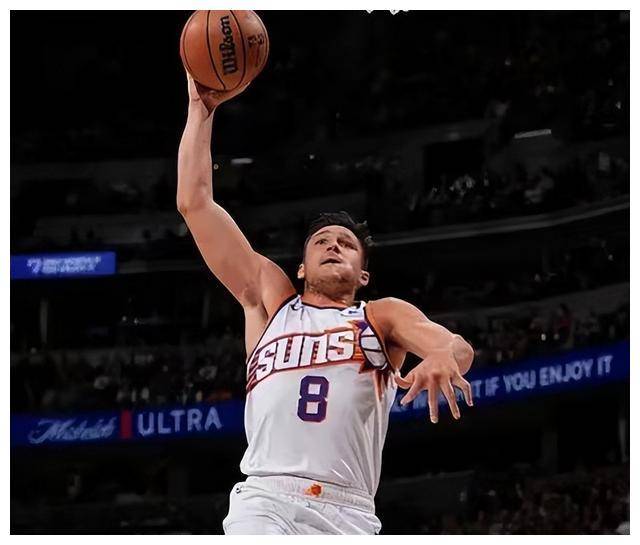 杏彩体育网站-包含小牛战胜掘金，唐西奇关键时刻挺身而出的词条