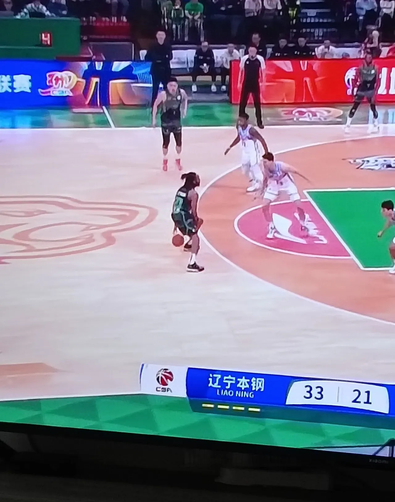 杏彩体育入口-辽宁队成为本场最大亮点，全国篮球锦标赛瞬间破防，破门