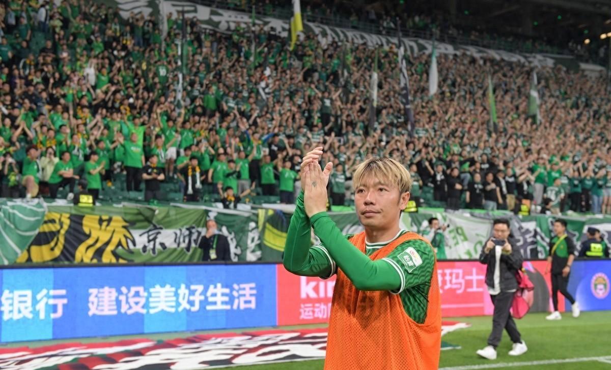 国安迎战泰达，张稀哲助攻帮助胜利