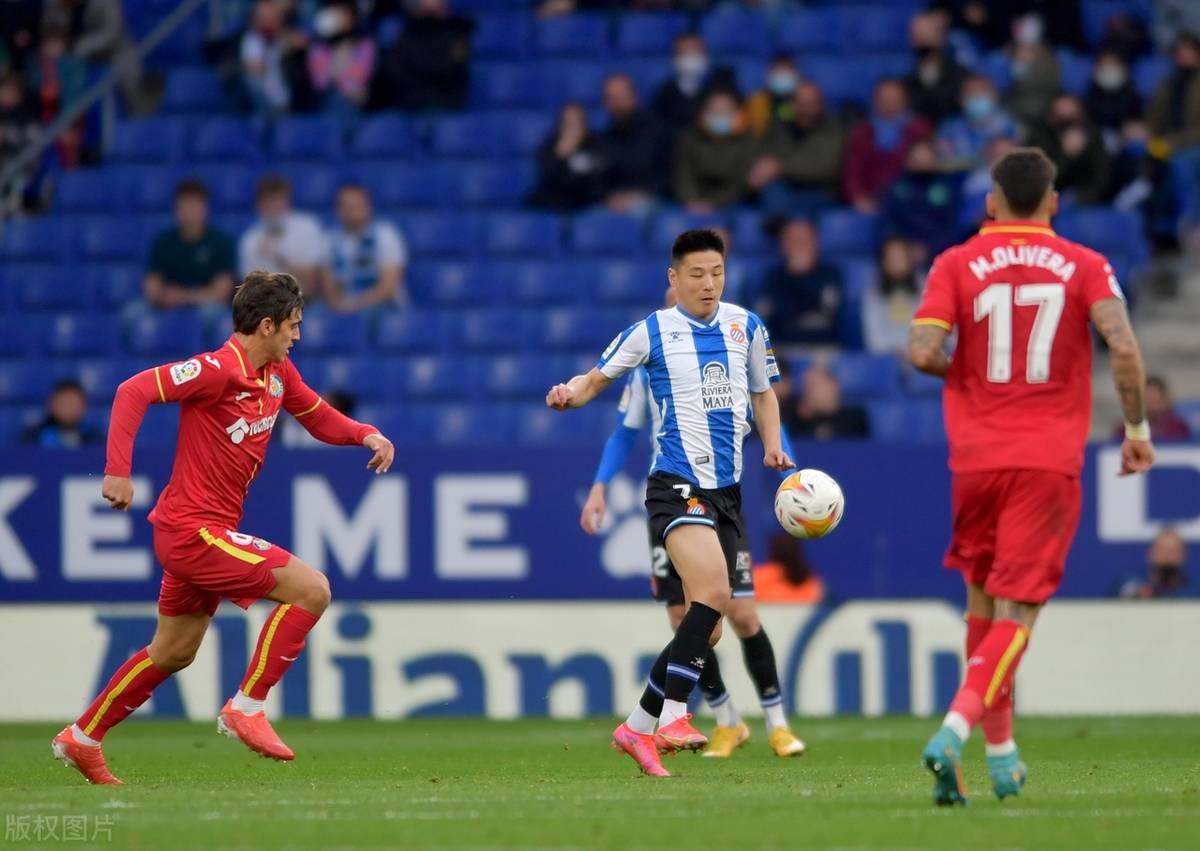 包含赫塔菲主场逼平对手，保持稳定表现的词条
