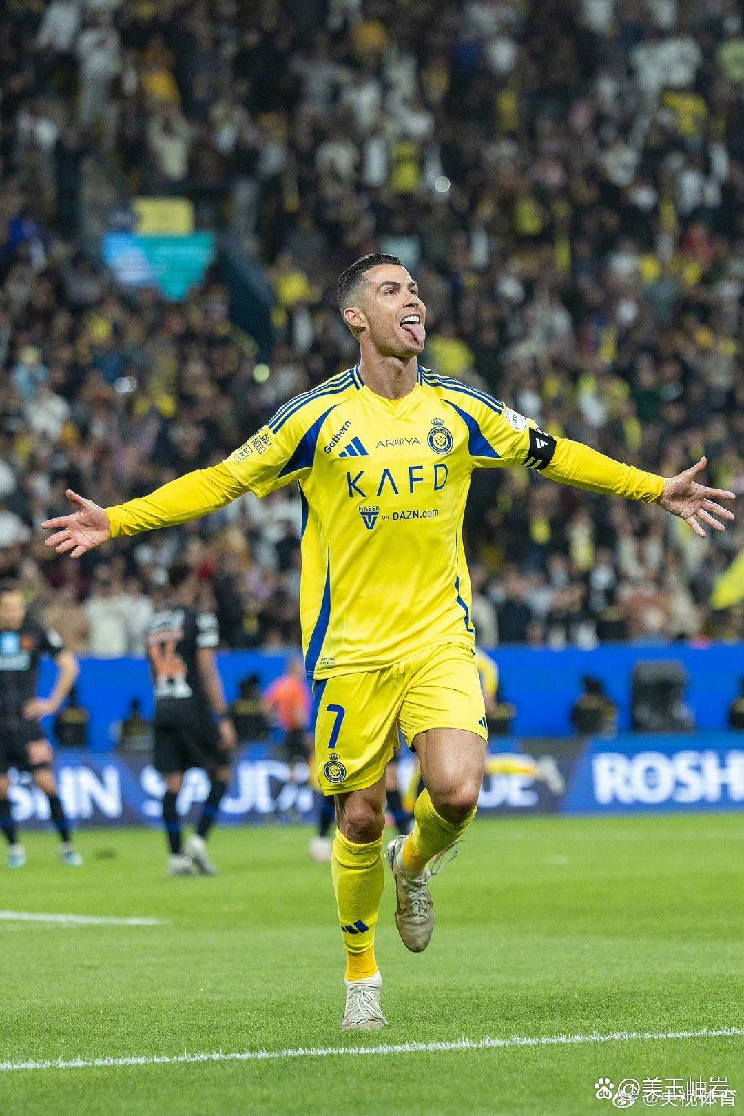 包含精彩绝伦的胜利激动球迷心弦的词条