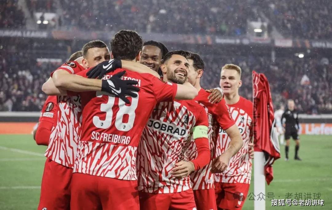 包含弗赖堡爆冷逼平霍芬海姆，赛季首失分的词条