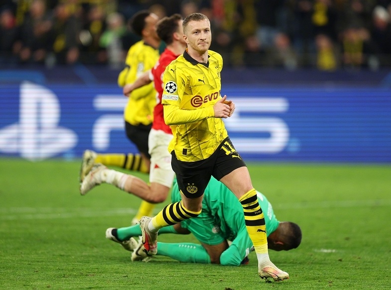 多特蒙德主场惜败,攻守不均表现脆弱卫冕悬念 多特蒙德主场惜败,攻守不均表现脆弱卫冕悬念