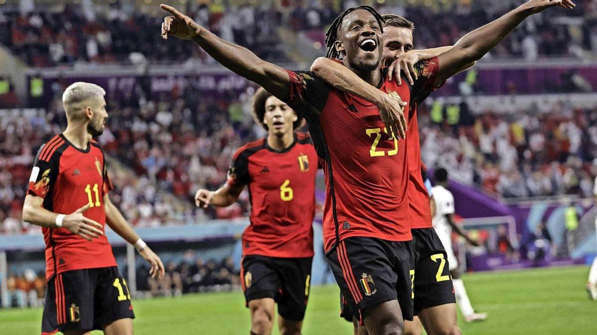 关于双方对决正酣！关键阶段决胜负的信息