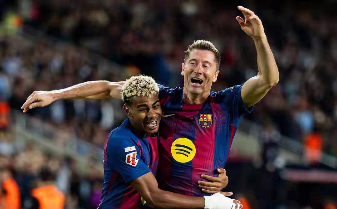 包含巴萨主帅表示将大力培养青年球员，力争打造出更具实力的球队的词条