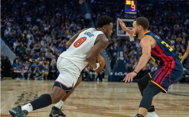 勇士主场击败尼克斯，士气高涨