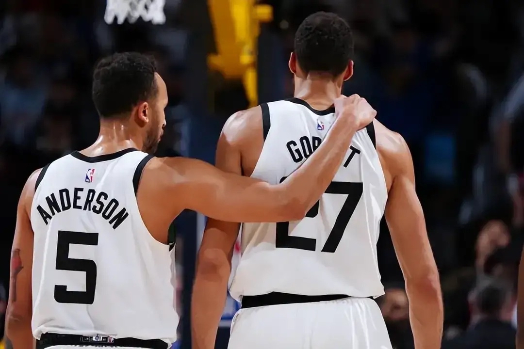 杏彩体育链接-森林狼击败凯尔特人，拉塞尔贡献两双数据的简单介绍