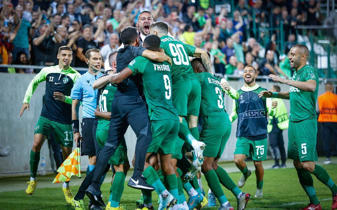 杏彩体育-包含圣埃蒂安战胜对手，全队振奋的词条