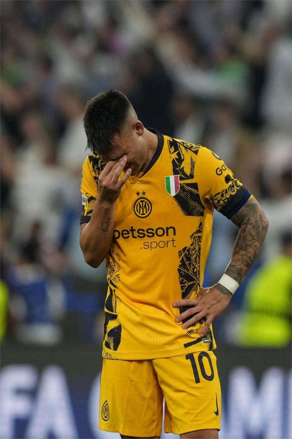 杏彩体育链接-球队临危受命主帅缓危，期盼化危为机的简单介绍