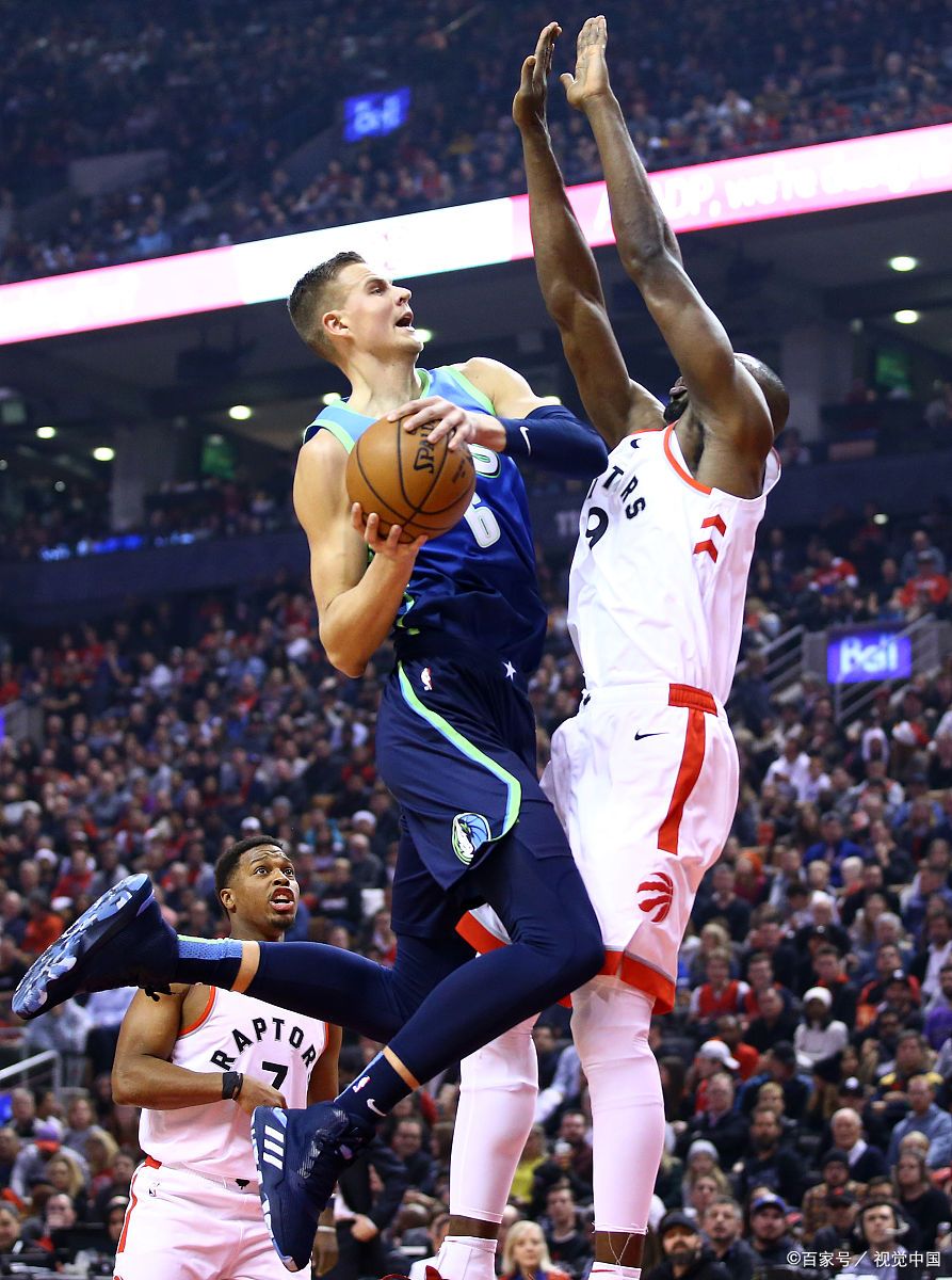 独行侠客场大败马刺，遭遇失利的简单介绍