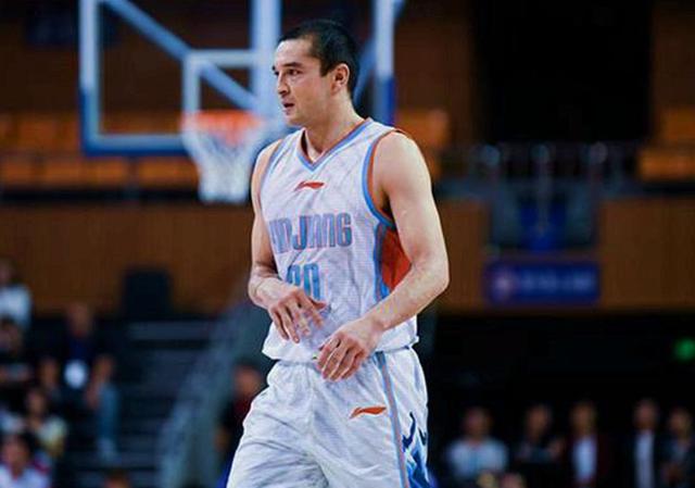 杏彩体育地址-逆袭传奇，艰难比赛球队崛起